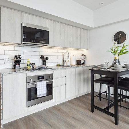 Brand New City Apt In Downtown Vancouver Exterior photo